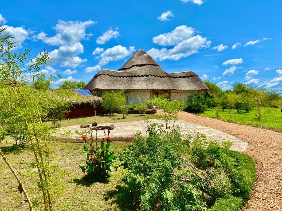 Murchison Falls Bamboo Village Paraa Exterior foto